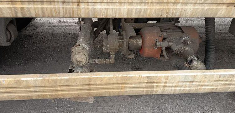 RENAULT PORTEUR D26 WIDE  PTAC : 26 TONNES – DIESEL – 523839 KMS – ANNEE 2017 BLANC EQ-821-FR