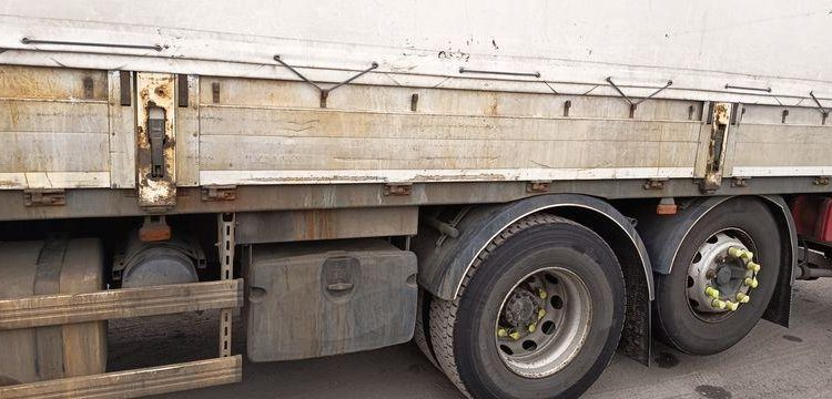 RENAULT PORTEUR D26 WIDE  PTAC : 26 TONNES – DIESEL – 523839 KMS – ANNEE 2017 BLANC EQ-821-FR