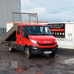 IVECO DAILY 35C12  BENNE DOUBLE CABINE – DIESEL – 132690 KMS – ANNEE 2017 ROUGE ER-705-EL