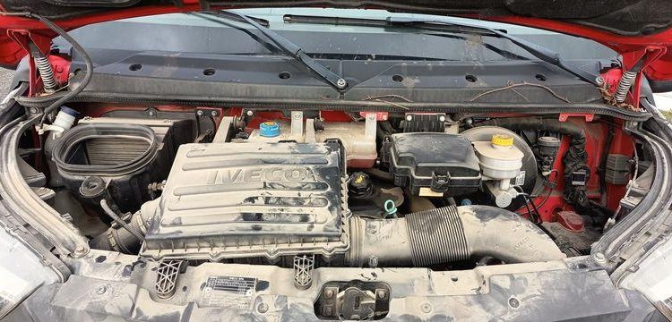 IVECO DAILY 35C12  BENNE DOUBLE CABINE – DIESEL – 132690 KMS – ANNEE 2017 ROUGE ER-705-EL