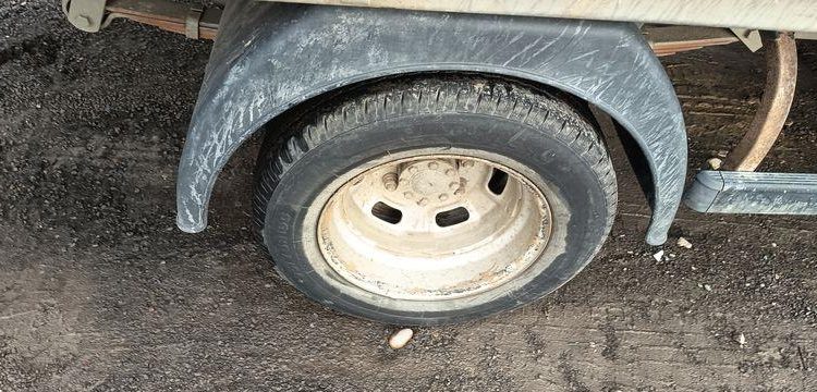 IVECO DAILY 35C12  BENNE DOUBLE CABINE – DIESEL – 132690 KMS – ANNEE 2017 ROUGE ER-705-EL