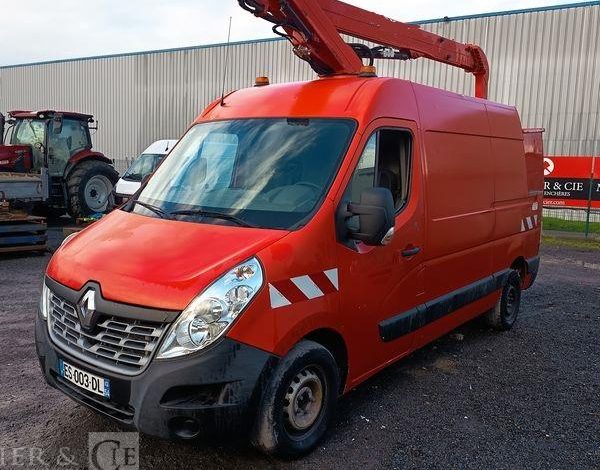 RENAULT MASTER AVEC NACELLE FRANCE ELEV 121 FCC – 11M – DIESEL – 1700 H – ANNEE 2017 ROUGE ES-003-DL