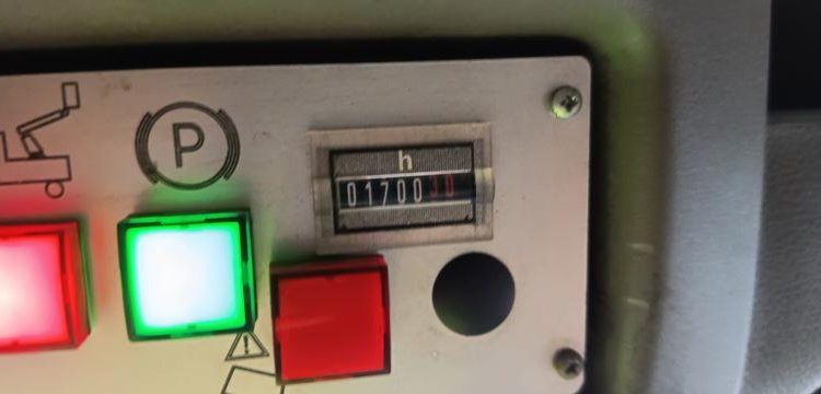 RENAULT MASTER AVEC NACELLE FRANCE ELEV 121 FCC – 11M – DIESEL – 1700 H – ANNEE 2017 ROUGE ES-003-DL