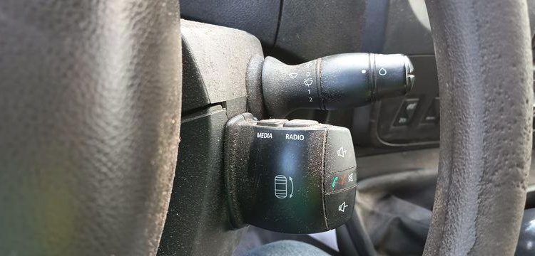 RENAULT MASTER AVEC NACELLE FRANCE ELEV 121 FCC – 11M – DIESEL – 1700 H – ANNEE 2017 ROUGE ES-003-DL