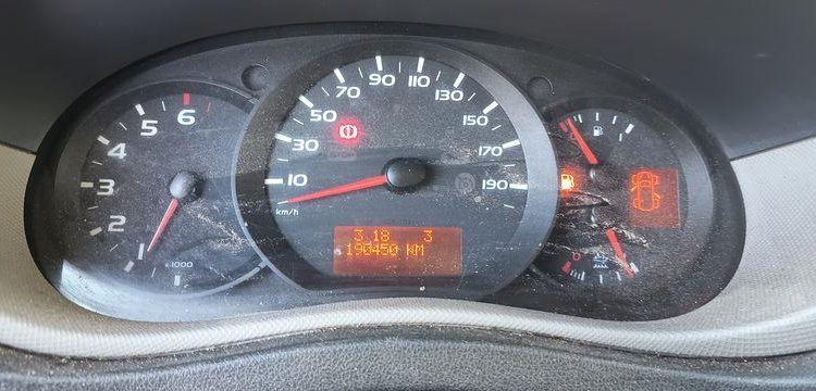 RENAULT MASTER AVEC NACELLE FRANCE ELEV 121 FCC – 11M – DIESEL – 1700 H – ANNEE 2017 ROUGE ES-003-DL