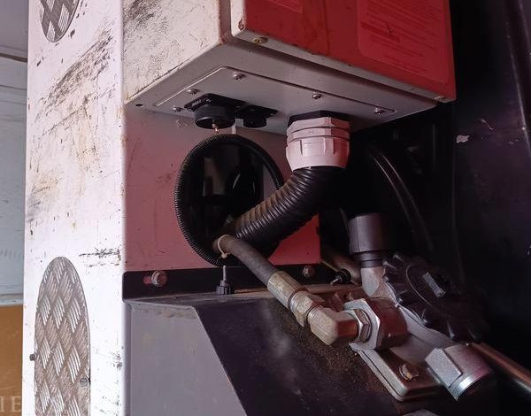 RENAULT MASTER AVEC NACELLE FRANCE ELEV 121 FCC – 11M – DIESEL – 1700 H – ANNEE 2017 ROUGE ES-003-DL