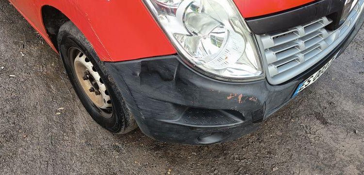 RENAULT MASTER AVEC NACELLE FRANCE ELEV 121 FCC – 11M – DIESEL – 1700 H – ANNEE 2017 ROUGE ES-003-DL