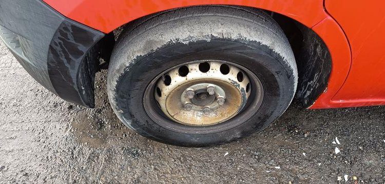 RENAULT MASTER AVEC NACELLE FRANCE ELEV 121 FCC – 11M – DIESEL – 1700 H – ANNEE 2017 ROUGE ES-003-DL