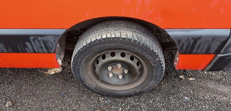 RENAULT MASTER AVEC NACELLE FRANCE ELEV 121 FCC – 11M – DIESEL – 1700 H – ANNEE 2017 ROUGE ES-003-DL