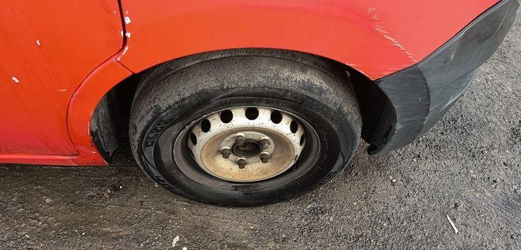 RENAULT MASTER AVEC NACELLE FRANCE ELEV 121 FCC – 11M – DIESEL – 1700 H – ANNEE 2017 ROUGE ES-003-DL