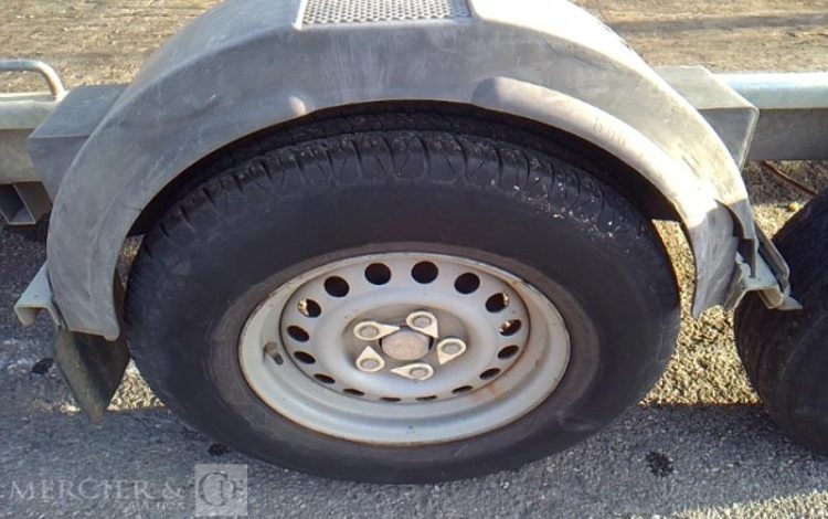 HUBIERE REMORQUE PORTE ENGIN 3T5  ET-481-KJ