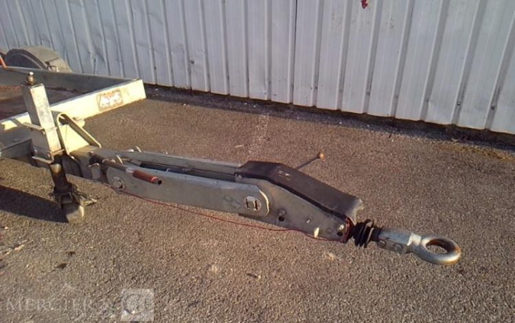 HUBIERE REMORQUE PORTE ENGIN 3T5  ET-481-KJ