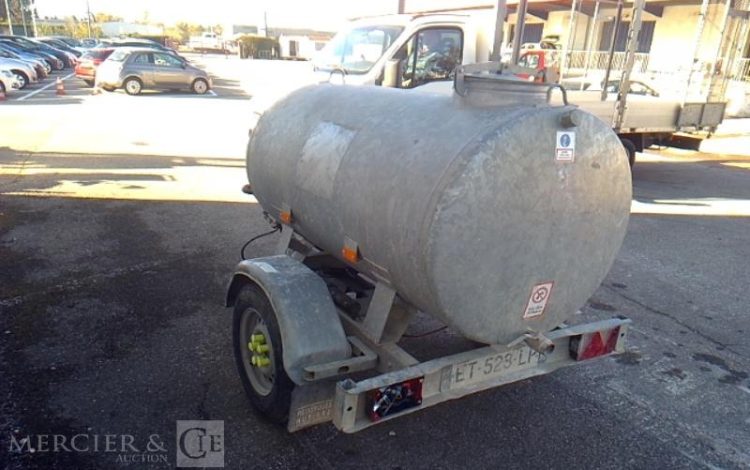 HUBIERE TONNE A EAU  ET-523-LP