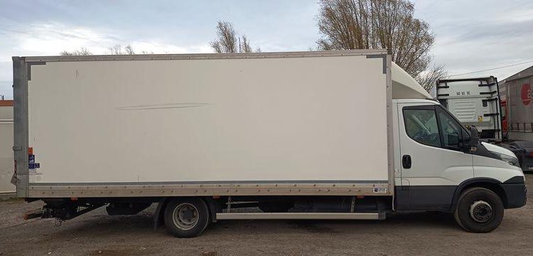 IVECO DAILY 136  ET-946-HP