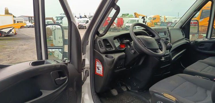 IVECO DAILY 136  ET-946-HP