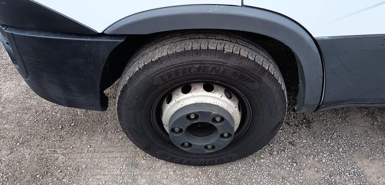 IVECO DAILY 136  ET-946-HP