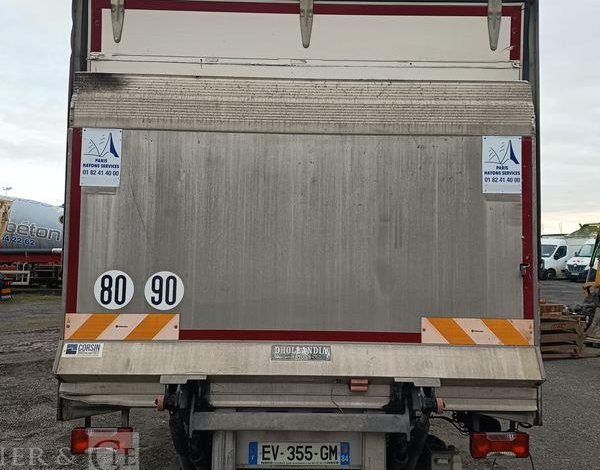 IVECO DAILY 136 72C14G AVEC HAYON DHOLLANDIA – GAZ – 219550 KMS – ANNEE 2018 BLANC EV-355-GM