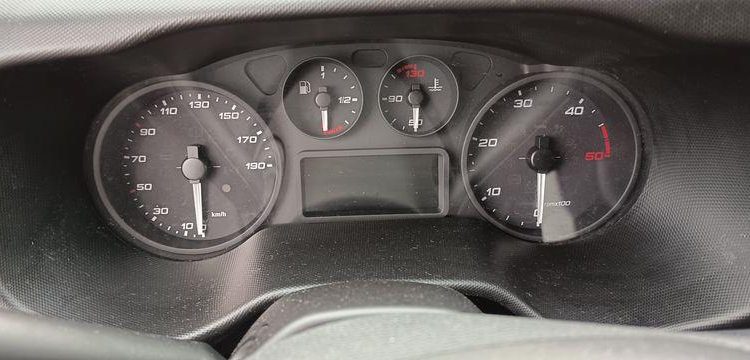 IVECO DAILY 136 72C14G AVEC HAYON DHOLLANDIA – GAZ BLANC EV-438-GL