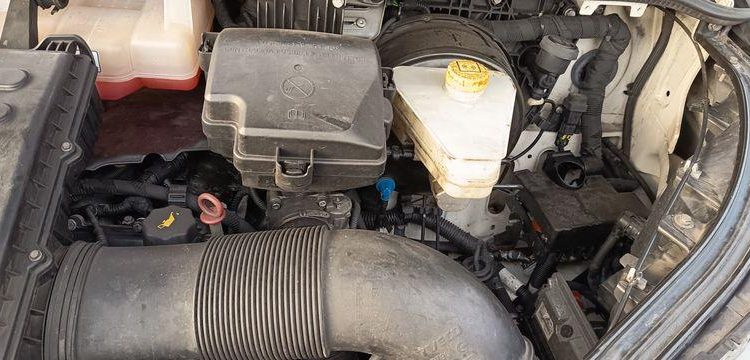 IVECO DAILY 136 72C14G AVEC HAYON DHOLLANDIA – GAZ BLANC EV-438-GL