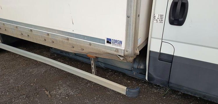 IVECO DAILY 136 72C14G AVEC HAYON DHOLLANDIA – GAZ BLANC EV-438-GL