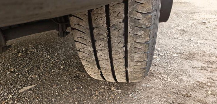 IVECO DAILY 136 72C14G AVEC HAYON DHOLLANDIA – GAZ BLANC EV-438-GL