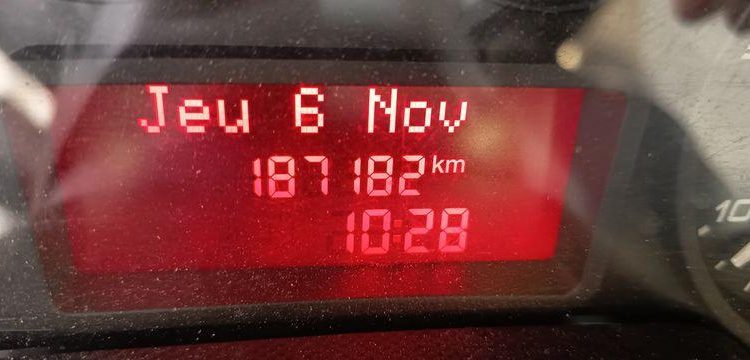 IVECO DAILY 136 72C14G BLANC EV-579-HB