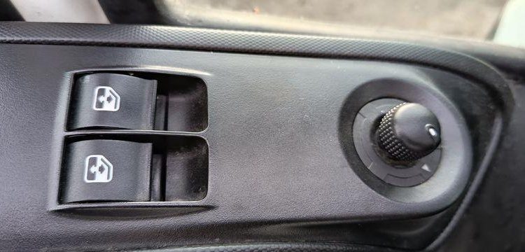 IVECO DAILY 136 72C14G BLANC EV-579-HB