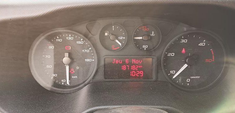 IVECO DAILY 136 72C14G BLANC EV-579-HB