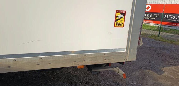 IVECO DAILY 136 72C14G BLANC EV-579-HB