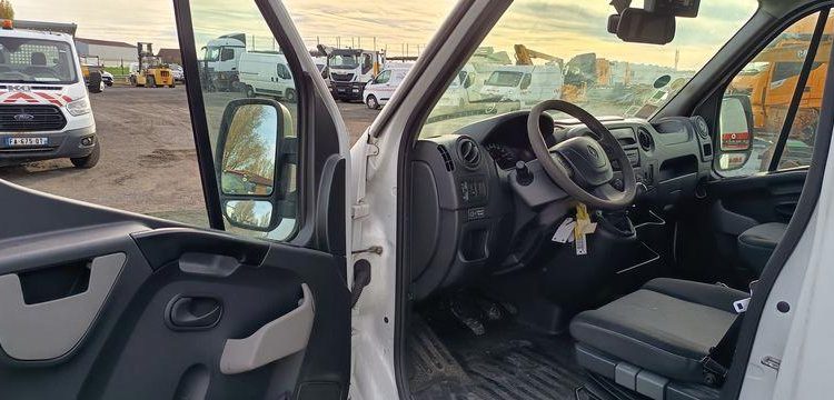 RENAULT MASTER F3500 2.3 DCI 130ch CAISSE GRAND CONFORT BLANC EX-035-KC