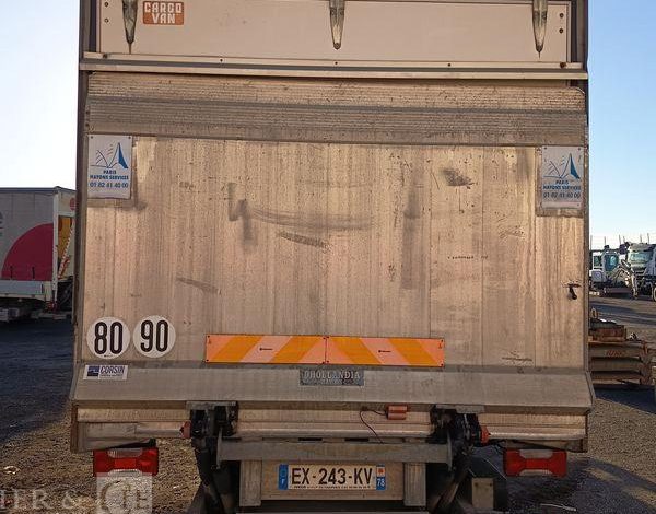 IVECO DAILY 136 72C14G AVEC HAYON DHOLLANDIA – GAZ – 181735 KMS – ANNEE 2018 BLANC EX-243-KV