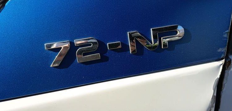 IVECO DAILY 136 72C14G AVEC HAYON DHOLLANDIA – GAZ – 181735 KMS – ANNEE 2018 BLANC EX-243-KV