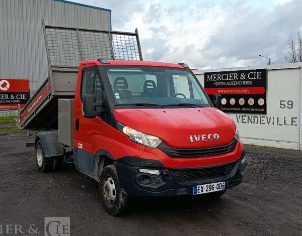 IVECO CAMION BENNE SIMPLE – CABINE COFFRE  EX-296-QD