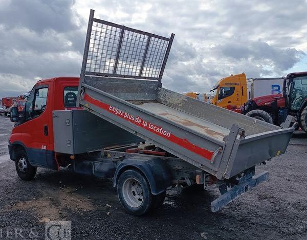 IVECO CAMION BENNE SIMPLE – CABINE COFFRE  EX-296-QD