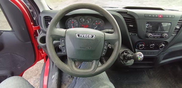 IVECO CAMION BENNE SIMPLE – CABINE COFFRE  EX-296-QD