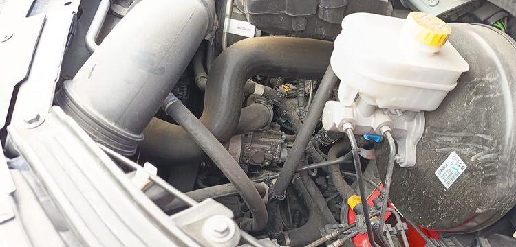 IVECO CAMION BENNE SIMPLE – CABINE COFFRE  EX-296-QD