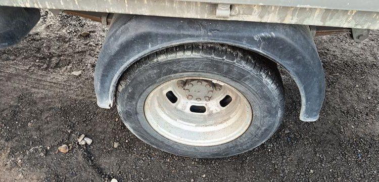 IVECO CAMION BENNE SIMPLE – CABINE COFFRE  EX-296-QD