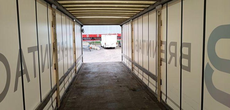 FRUEHAUF SEMI REMORQUE 3 ESSIEUX AVEC HAYON DHOLLANDIA – PTAC : 38 TONNES – ANNEE 2018  EX-396-CP