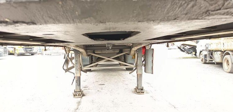 FRUEHAUF SEMI REMORQUE 3 ESSIEUX AVEC HAYON DHOLLANDIA – PTAC : 38 TONNES – ANNEE 2018  EX-396-CP