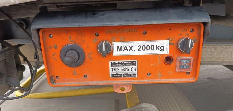 FRUEHAUF SEMI REMORQUE 3 ESSIEUX AVEC HAYON DHOLLANDIA – PTAC : 38 TONNES – ANNEE 2018  EX-396-CP