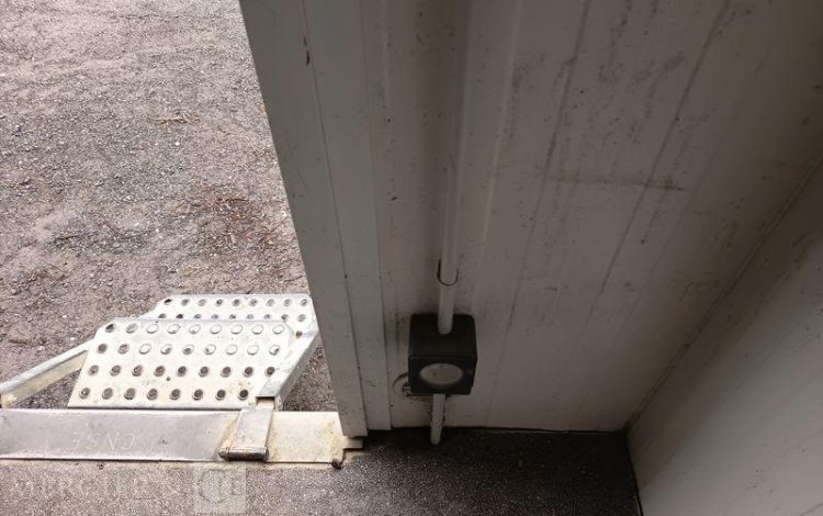 CNSE ABRI CHANTIER 9M2 ISOLE + WC  EY-147-YC