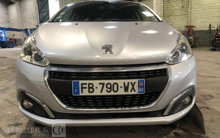 PEUGEOT 208  FB-790-WX