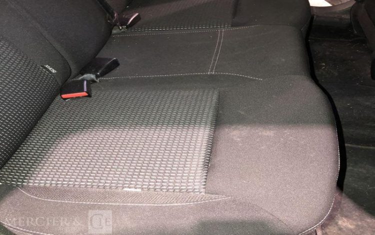 PEUGEOT 208  FB-790-WX