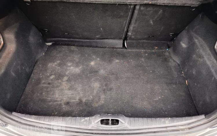 PEUGEOT 208  FB-790-WX