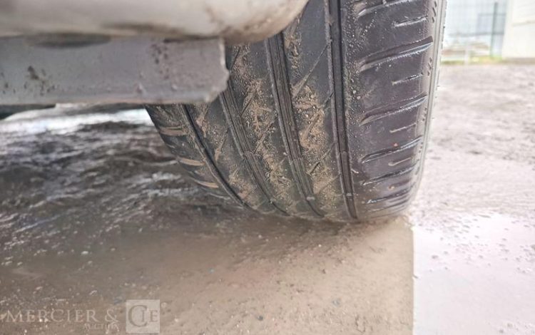 PEUGEOT 208  FB-790-WX