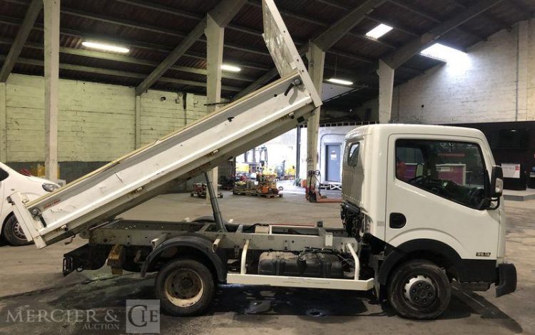 NISSAN NT400  FD-097-GH