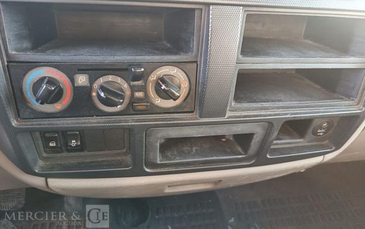 NISSAN NT400  FD-097-GH