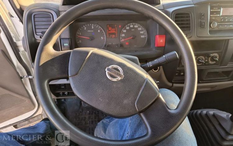 NISSAN NT400  FD-097-GH