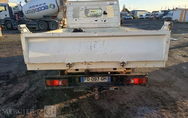 NISSAN NT400  FD-097-GH