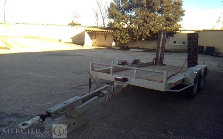 MOIROUD REMORQUE PORTE ENGIN 3T5  FE-615-BM